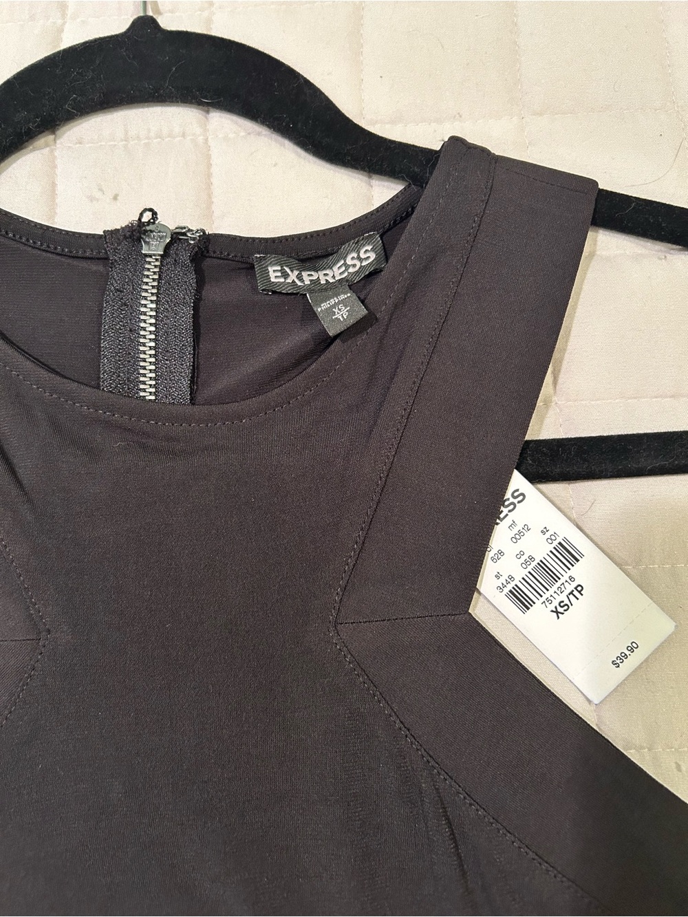 Asymmetrical top - Picture 2 of 4
